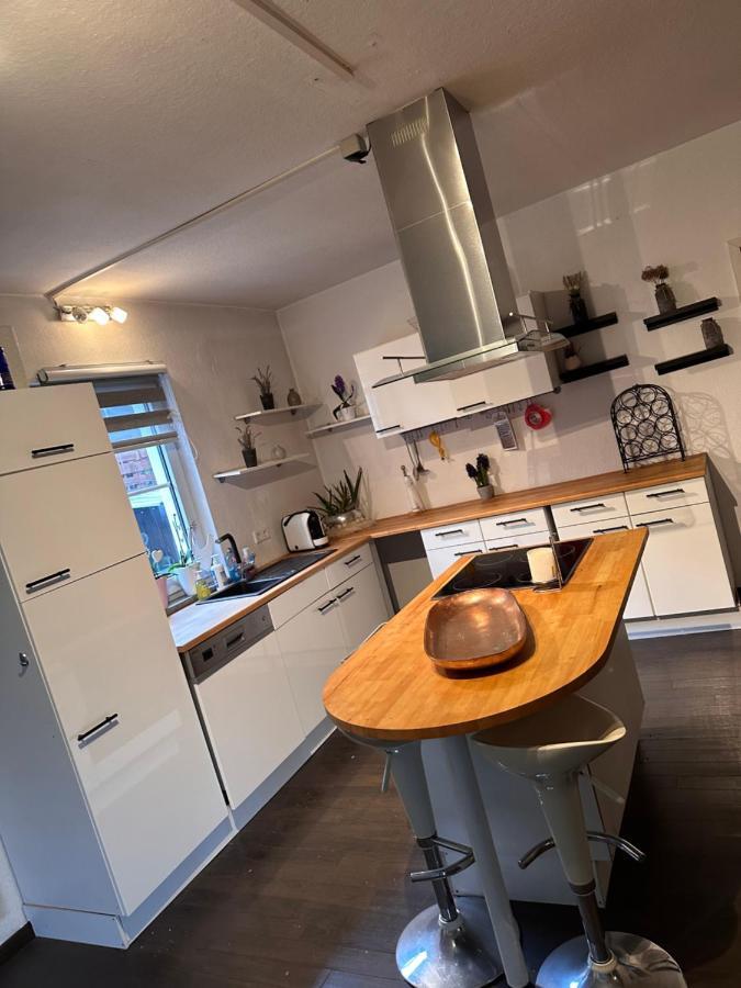 4 Zimmer 11 Personen Wohnung Garten Terrasse Grill 2 Badezimmer Wuppertal Exterior foto